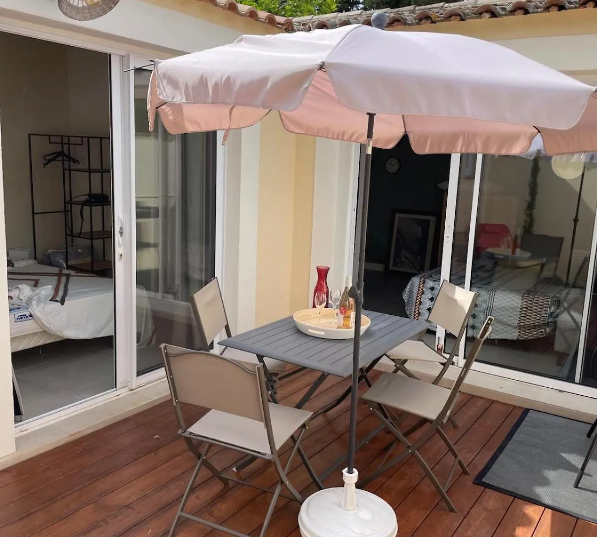 Bastidon Et Son Patio A Saint Remy De Provence Apartment