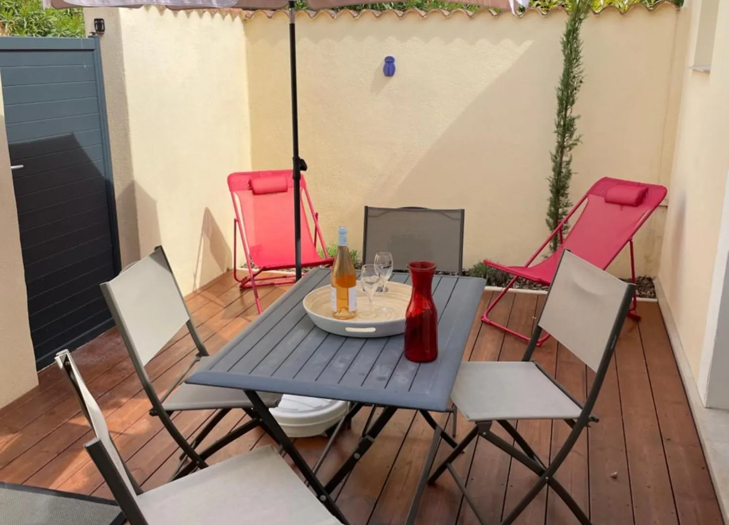 Bastidon Et Son Patio A Saint Remy De Provence Apartment